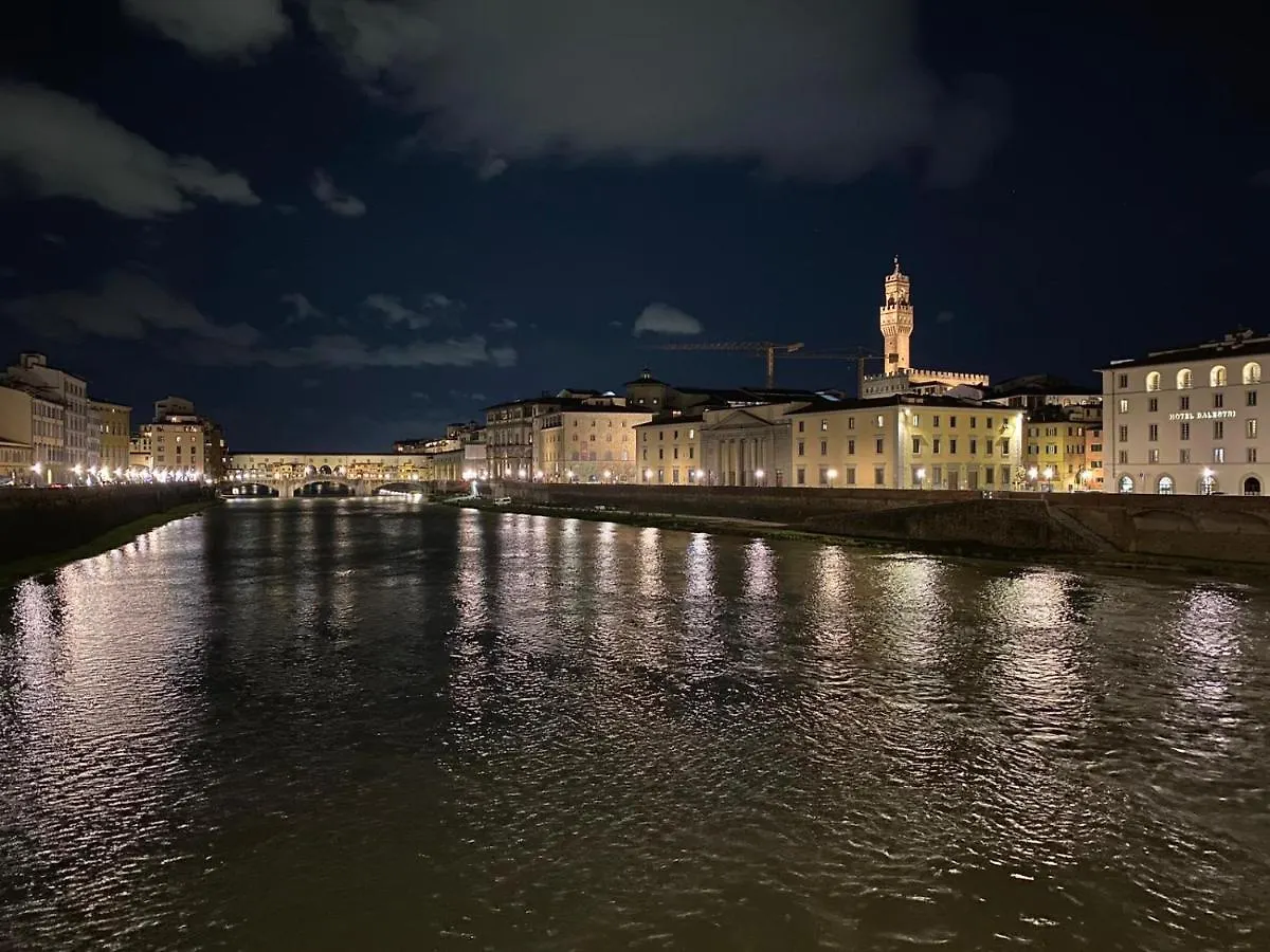 Signoria Flat 5* Centro Storico Apartment Florence